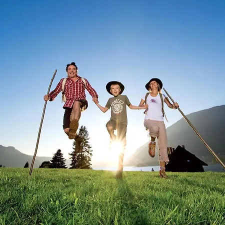 Simon Haus Kmb Seeappartement Am Ossiacher See, Hallenbad, Skiarena Gerlitzen Apartmán