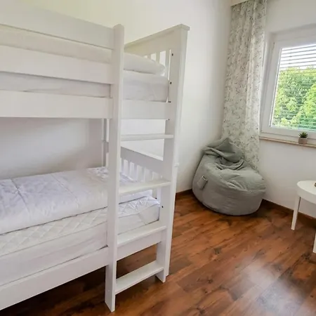 Simon Haus Kmb Seeappartement Am Ossiacher See, Hallenbad, Skiarena Gerlitzen Apartmán Tschoran